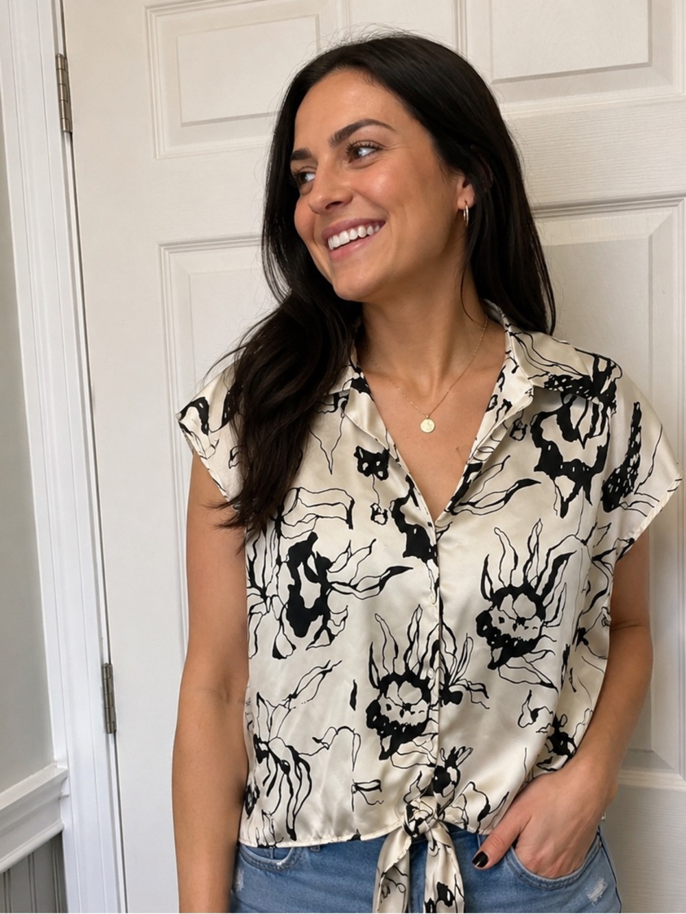 Rachel Zoe Black & White Abstract Floral Satin Front-Tie Top - Medium